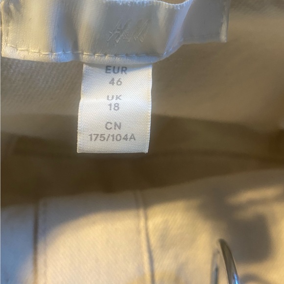 H&M ANKLE-LENGTH TWILL JUMPSUIT - Picture 3 of 6